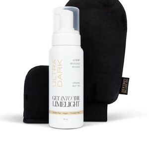 NWT Ultra Dark Bronzing Mousse with Mitt